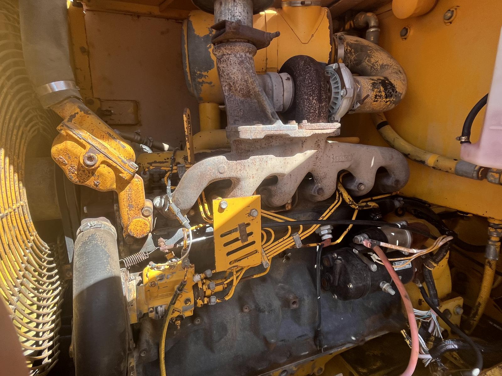 ./imagenes/INVOICE/2019/16278/JOHN DEERE 544E (9).JPG